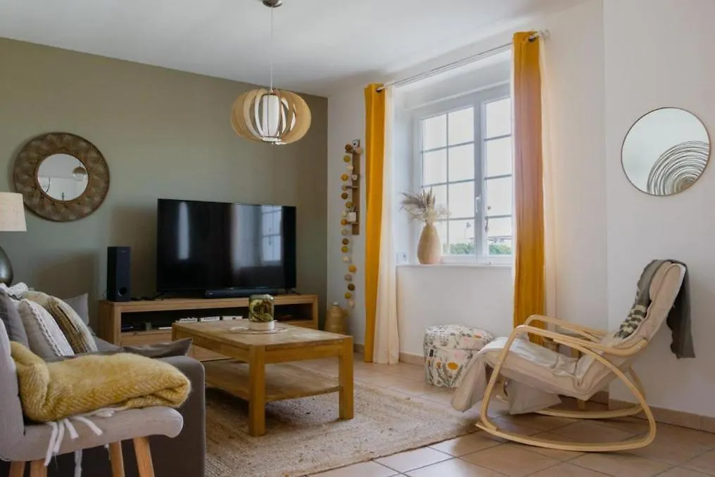 Holiday home Kerfloreve Plouescat